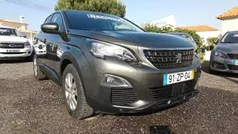 Verde Usado 2019 Peugeot 3008 Active Monovolume | € 16.900 (Bom preço)