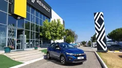 Azul Usado 2023 Dacia Sandero Citadino | € 16.850 (Preço justo)