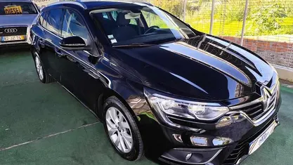 Usado 2019 Renault Mégane GrandTour Carrinha | € 12.500 (Preço justo)