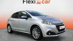 Preto Usado 2018 Peugeot 208 Style Citadino | € 9.490 (Preço justo)