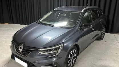 Cinzento Usado 2021 Renault Mégane IV Carrinha | € 15.990 (Bom preço)