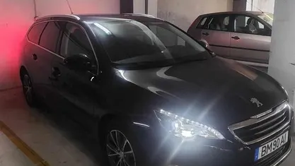 Usado Peugeot 308 131 HP (96 kW) 2014 Azul Carrinha