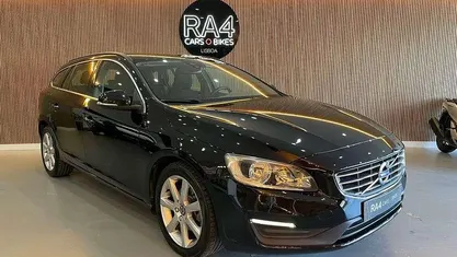 Usado Volvo V60 150 HP (110 kW) 2016 Carrinha