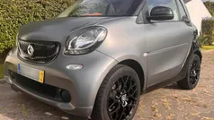 Cinzento Usado 2015 Smart ForTwo Coupé Coupé | € 8.500 (Preço justo)
