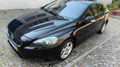 Preto Usado 2016 Volvo V40 Momentum Carrinha | € 12.000 (Super Preço)
