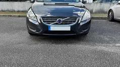 Cinzento Usado 2011 Volvo V60 Carrinha | € 7.990 (Bom preço)