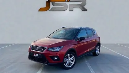 Usado Seat Arona 110 HP (80 kW) 2021 Vermelho SUV