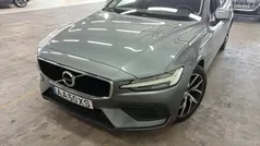 Cinzento Usado 2020 Volvo V60 Carrinha | € 28.900 (Super Preço)