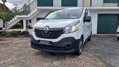 Branco Usado 2018 Renault Trafic Monovolume | € 17.200 (Preço justo)