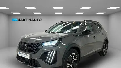 Usado Peugeot e-2008 114 kW (156 HP) 2023 SUV