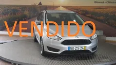 Cinza prata Usado 2015 Ford Focus Trend Sedan | € 9.000 (Preço justo)