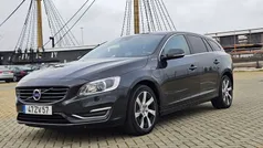 Preto Usado 2014 Volvo V60 Summum Carrinha | € 12.900 (Preço justo)