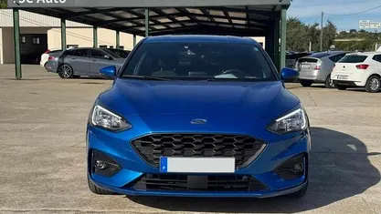 Azul Usado 2022 Ford Focus Citadino | € 17.900 (Bom preço)