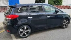 Preto Usado 2016 Kia Carens Monovolume | € 15.500 (Preço justo)