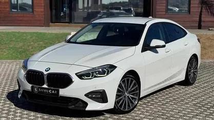 Branco Usado 2022 BMW 220 Sport Line Coupé | € 27.990 (Super Preço)