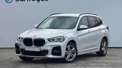 Branco Usado 2020 BMW X1 Performance SUV | € 25.900 (Preço justo)