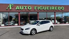 Branco Usado 2017 Volvo V40 Carrinha | € 14.999 (Preço justo)