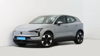 Cinzento Usado 2024 Volvo EX30 SUV | € 35.900 (Preço justo)