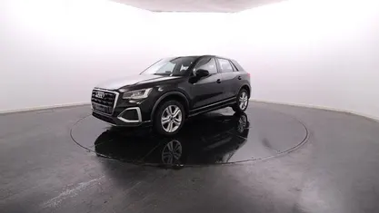 Usado Audi Q2 110 HP (80 kW) 2024 Preto SUV