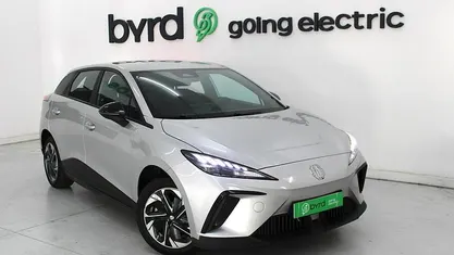 Cinza Usado 2023 MG MG4 EV Citadino | € 19.900 (Preço justo)