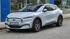 Branco Usado 2023 Ford Mustang Mach-E Premium SUV | € 47.000 (Preço justo)