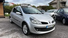 Cinza Usado 2007 Renault Clio II Rip Curl Citadino | € 3.990 (Bom preço)