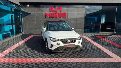 Usado Seat Arona Style 95 HP (69 kW) 2023 Branco SUV