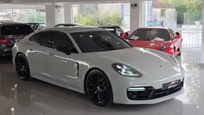 Usado Porsche Panamera 422 HP (310 kW) 2017