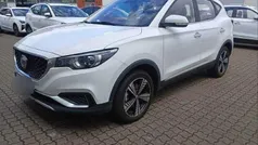 Branco Usado 2021 MG ZS Luxury Sedan | € 19.650 (Preço justo)