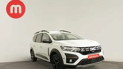 Branco Usado 2024 Dacia Jogger Extreme Monovolume | € 20.499 (Preço justo)