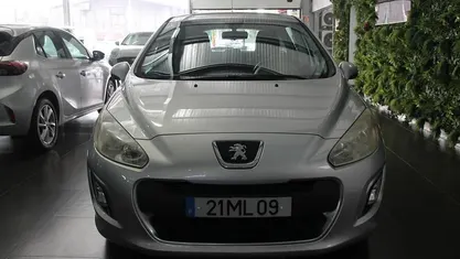 Usado Peugeot 308 92 HP (67 kW) 2011