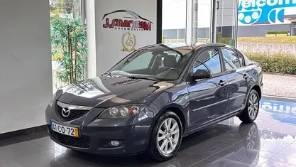 Cinza Usado 2006 Mazda 3 Exclusive Sedan | € 4.499 (Preço justo)