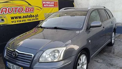 Cinza Usado 2003 Toyota Avensis Sol Carrinha | € 4.500 (Preço justo)