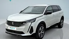 Usado 2024 Peugeot 5008 Allure Monovolume | € 32.490 (Preço justo)