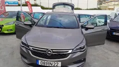 Cinzento Usado 2016 Opel Astra Selection | € 15.250 (Caro)