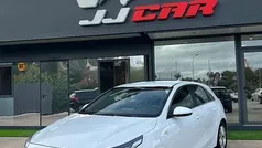 Branco Usado 2021 Kia Ceed Citadino | € 14.850 (Preço justo)