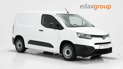Usado Toyota Proace Active 102 HP (75 kW) 2021 Branco Monovolume