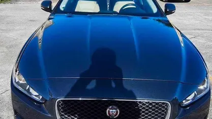 Usado 2015 Jaguar XE Sedan | € 11.700 (Bom preço)