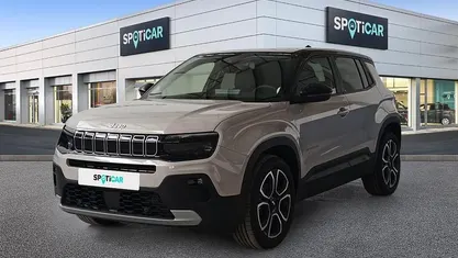 Usado Jeep Avenger Summit 101 HP (74 kW) 2025 SUV