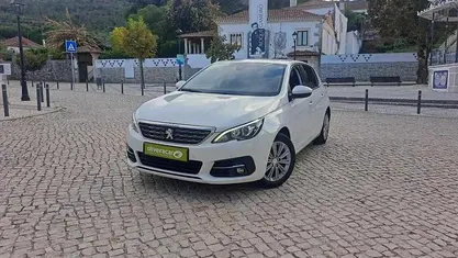 Branco Usado 2020 Peugeot 308 | € 14.750 (Preço justo)