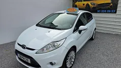 Branco Usado 2011 Ford Fiesta Titanium Citadino | € 5.250 (Bom preço)