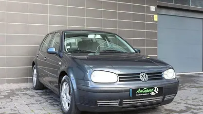 Azul Usado 2000 VW Golf IV | € 3.100 (Bom preço)