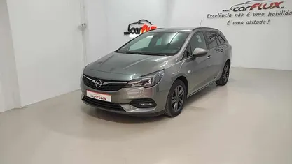 Usado Opel Astra 122 HP (89 kW) 2020 Cinzento Carrinha