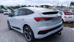 Branco Usado 2022 Audi Q4 e-tron Ambiente SUV | € 42.000 (Preço justo)