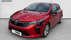 Vermelho Usado 2024 Renault Clio V Evolution | € 18.990 (Preço justo)