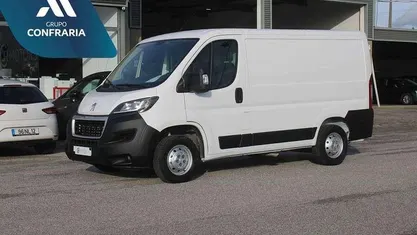 Branco Usado 2020 Peugeot Boxer Van | € 16.580 (Bom preço)