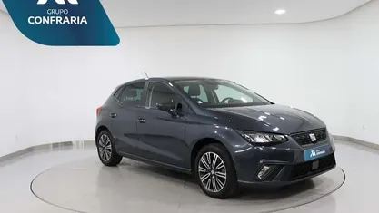 Usado Seat Ibiza 110 HP (80 kW) 2024 Cinzento Citadino