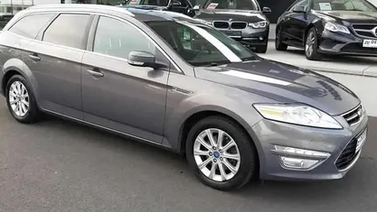 Cinzento Usado 2013 Ford Mondeo Carrinha | € 7.150 (Super Preço)