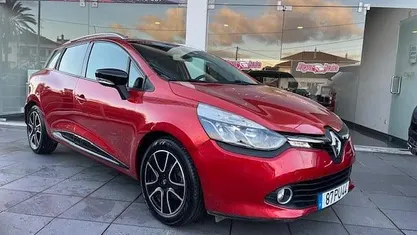 Vermelho Usado 2015 Renault Clio IV Carrinha | € 11.900 (Preço justo)
