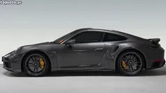 Usado 2020 Porsche 911 Turbo S Sedan | € 220.400